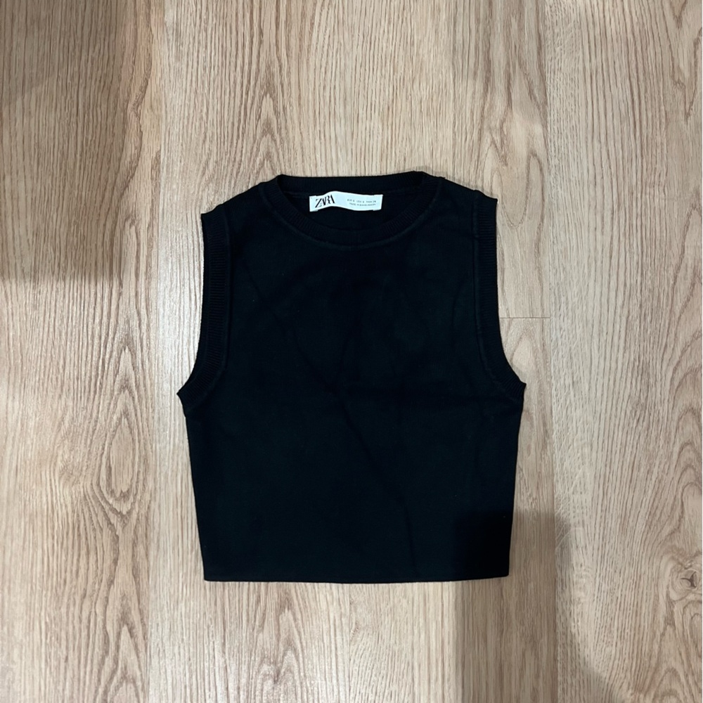 Zara Elegant Black Knit Top